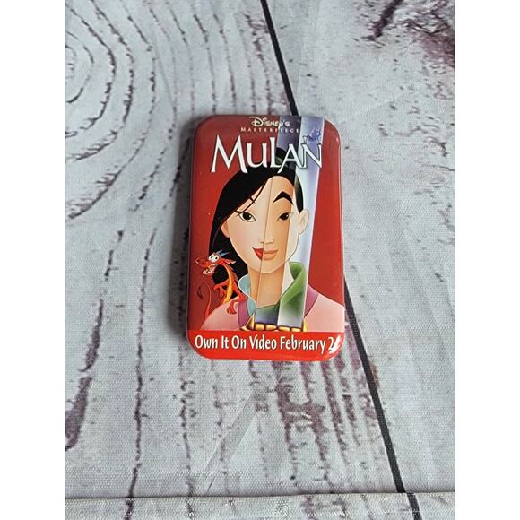 Disney Masterpiece Collectible Button Mulan Movie Video Promo Pin Back - Picture 1 of 4